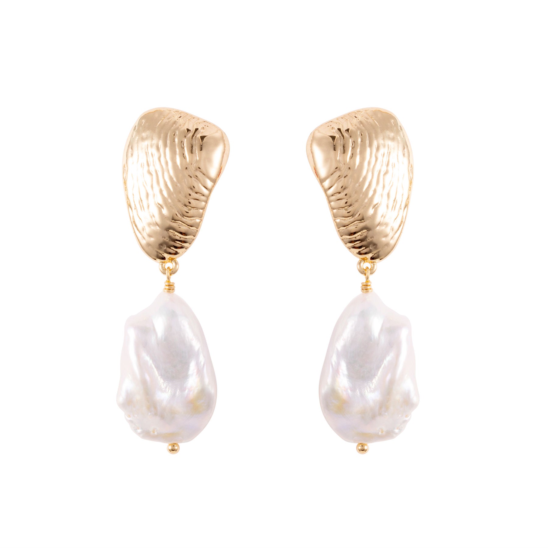 Gold shell shaped topper with pearl drop earrings