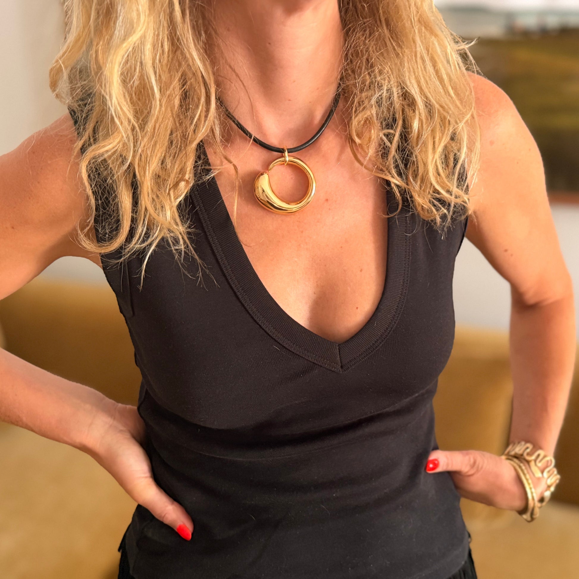 Solara Pendant Necklace