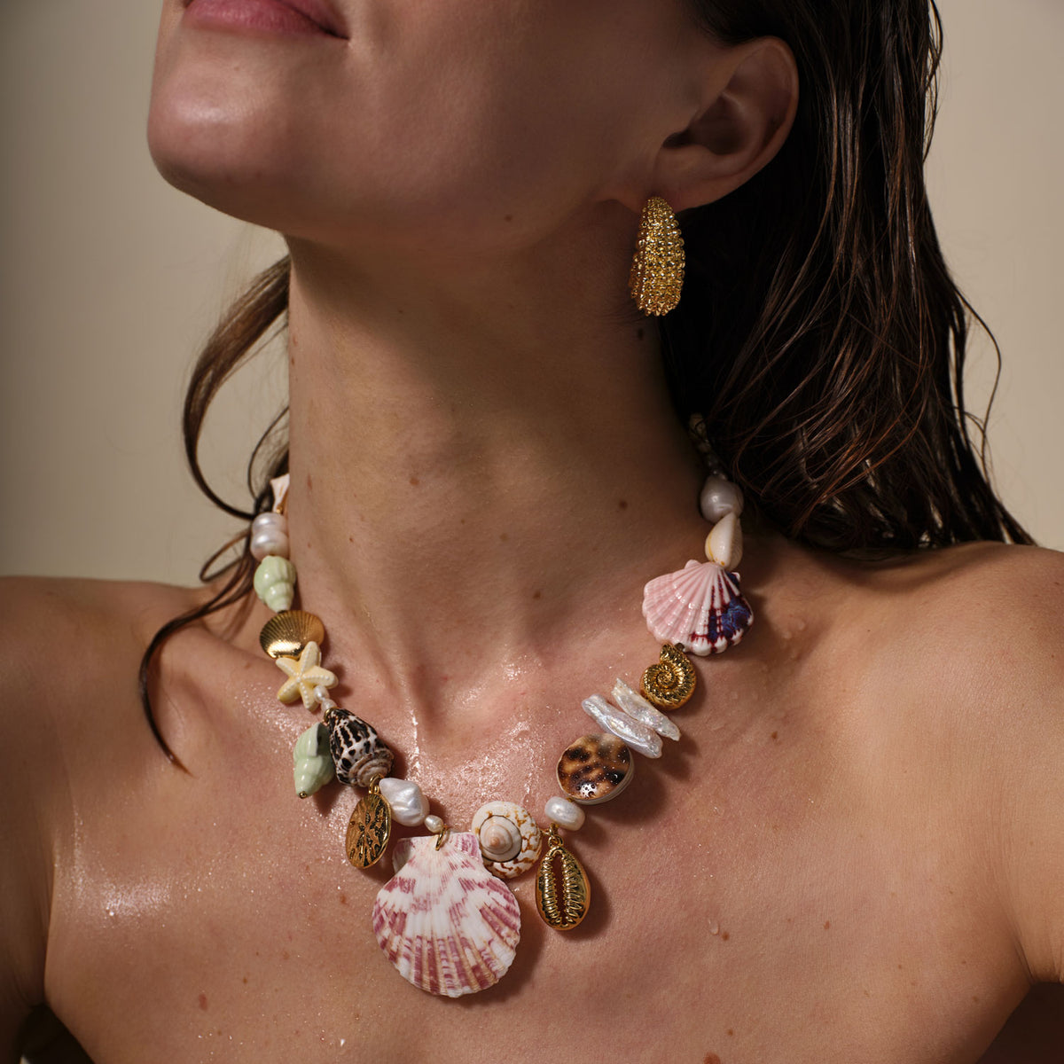 Emmi Necklace – Shell and Pearl Beaded Collar Necklace