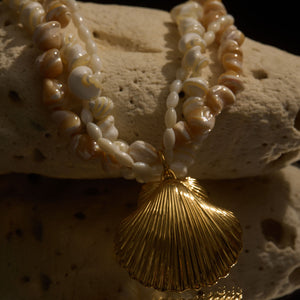 Anisah Shell Necklace