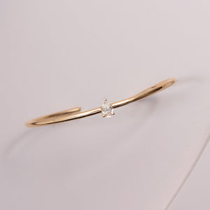 18k Gold Pear Shape Diamond Cuff Bracelet